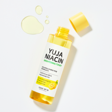 Yuja Niacin 30 Days Miracle Brightening Toner (150ml)